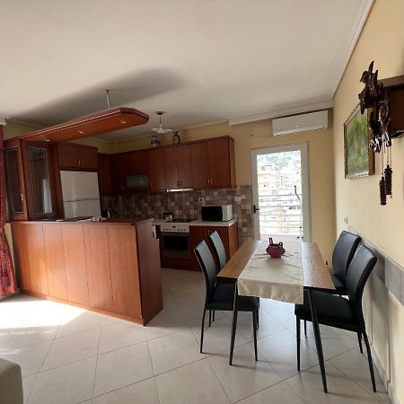ساراندا City Center Apartment 1 المظهر الخارجي الصورة