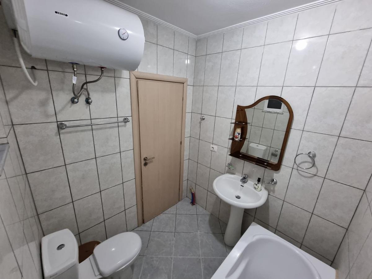 ساراندا City Center Apartment 1 المظهر الخارجي الصورة