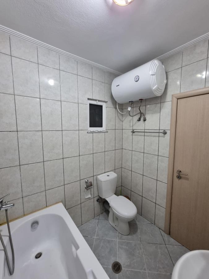 ساراندا City Center Apartment 1 المظهر الخارجي الصورة