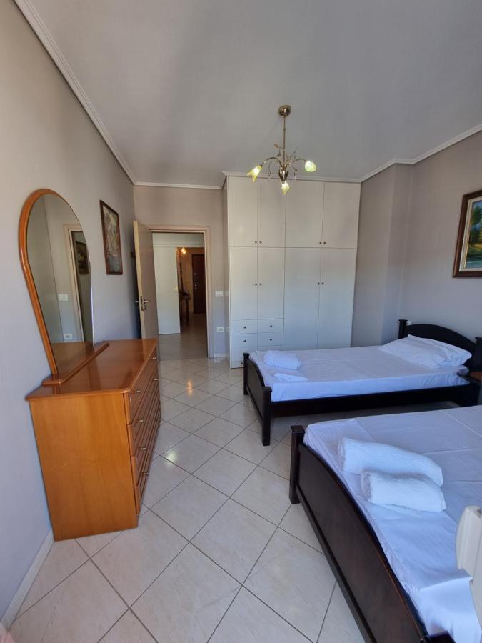 ساراندا City Center Apartment 1 المظهر الخارجي الصورة